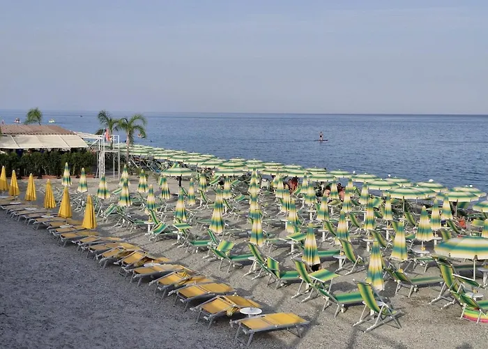 Sapore Di Mare Apartment *